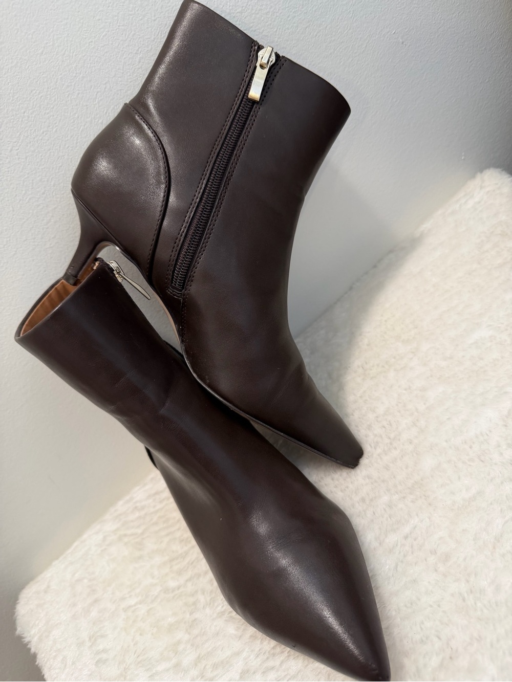 NORDSTROM RACK Pointed Toe Brown Leather Booties with Side Zip - Size 7 - EU